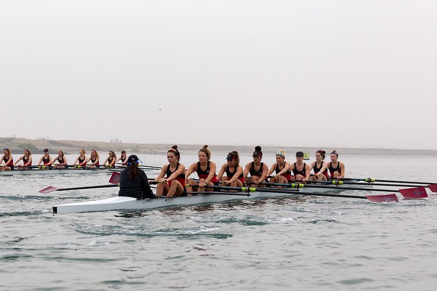 San+Diego+State+womens+rowing+practices+in+the+fog+in+Mission+Bay.