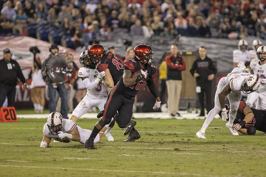 Senior running back Rashaad Penny looks for open field during a run in SDSU's 34-28 win over Northern Illinois.