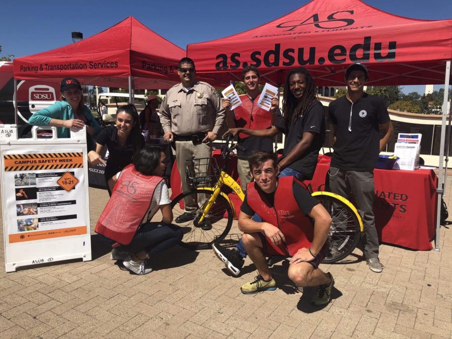 SDSU students gathered with SDSUPD and Associated Students for Campus Safety Week from Sept. 18 to 21.