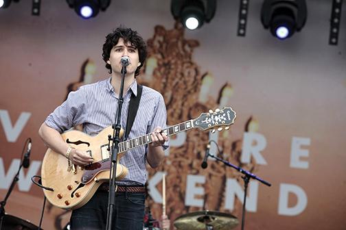 Vampire Weekend hits it bigger than before