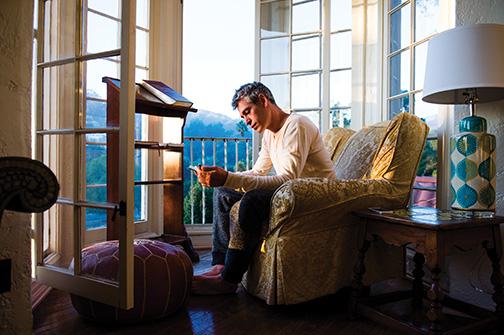 Matisyahu sitting