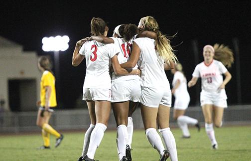 Aztecs advance to MW Championship in thriller 