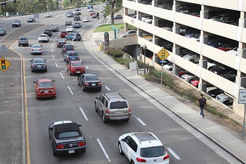 Students commute to save money