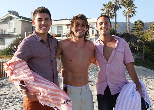 Beaches inspire SDSU alumni to create beach towel business
