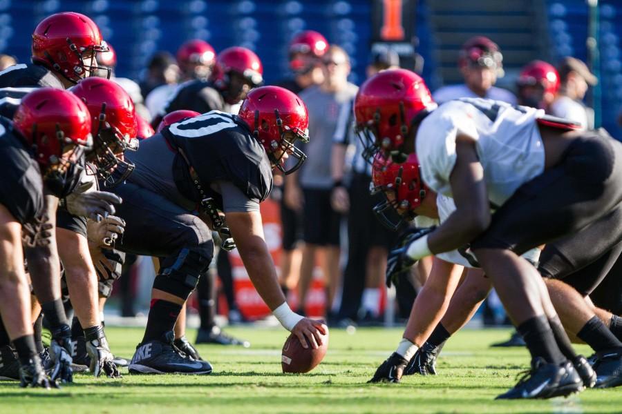 Offense+struggles+at+SDSU+football+scrimmage