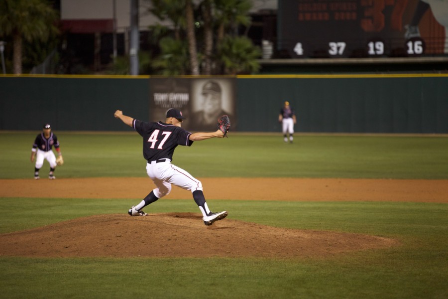 SDSU+Baseball+allows+seven+in+the+fifth+inning+on+way+to+9-6+loss+to+Oregon+State