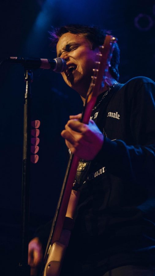SWMRS+frontman+Cole+Becker+spoke+to+the+crowd+of+people+at+their+Oct.+29+show+at+The+House+of+Blues.