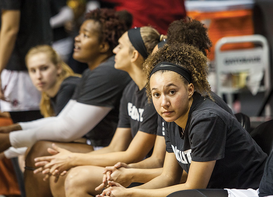 Women's basketball falls in opening round of MW tournament – The Daily Aztec