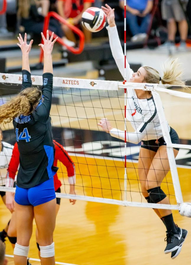 Senior outside hitter Hannah Turnlund goes for a kill during the Aztecs 3-1 win over Air Force on Nov. 14 at Peterson Gym.