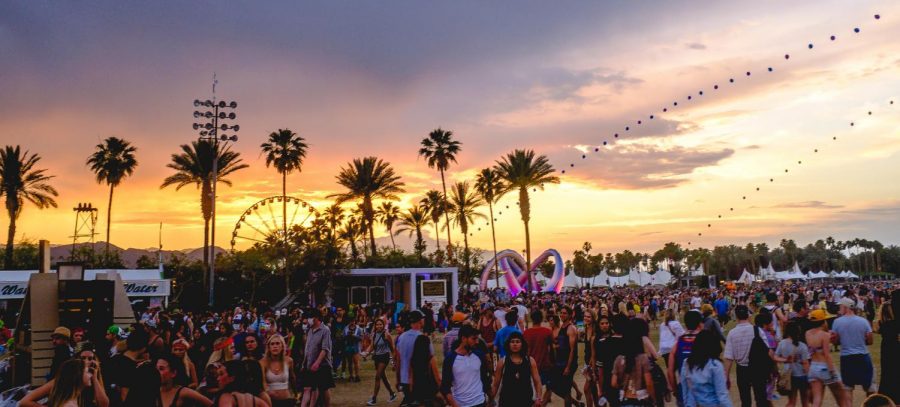 Coachella in 2014 enjoyed beautiful sunsets.