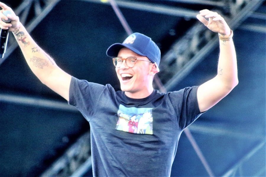 Logic+released+No+Pressure+after+announcing+his+surprise+retirement+from+music+on+July+16.