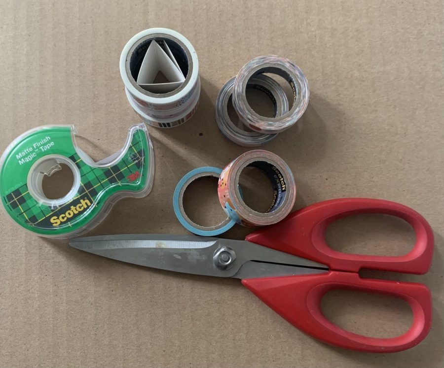 Some+tape+%28or+washi+tape%29+and+a+pair+of+scissors+can+do+you+all+the+wonders+and+allow+you+to+create+fun%2C+yet%2C+useful+things+for+your+new+room.+