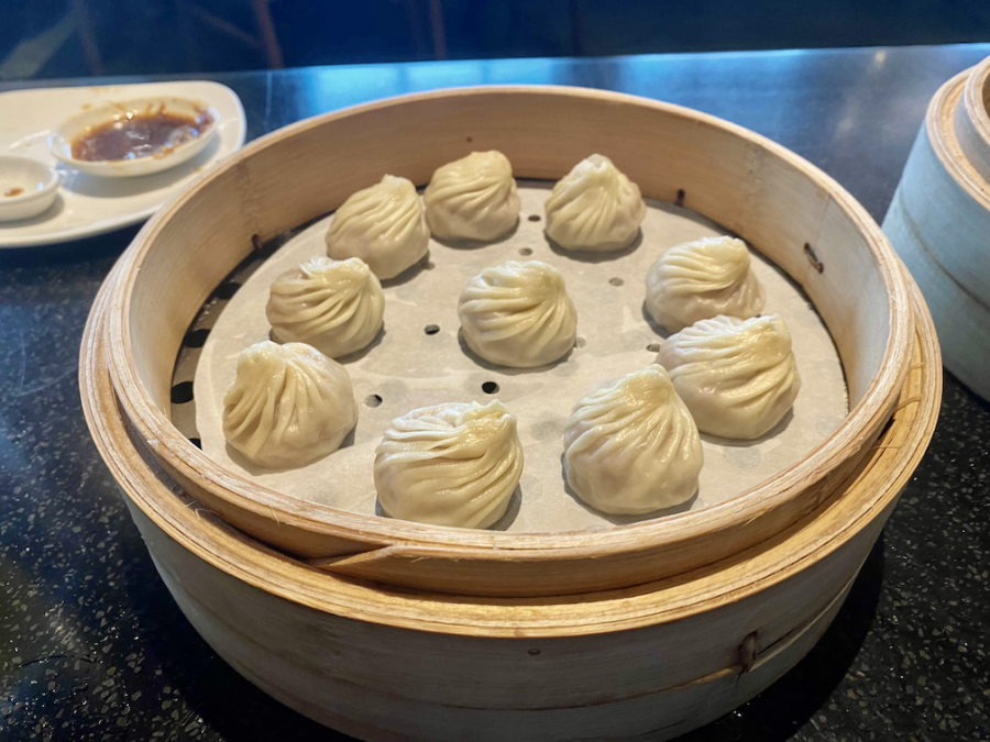 Taro+xiao+long+bao+is+one+of+the+Din+Tai+Fungs+well-known+desserts.