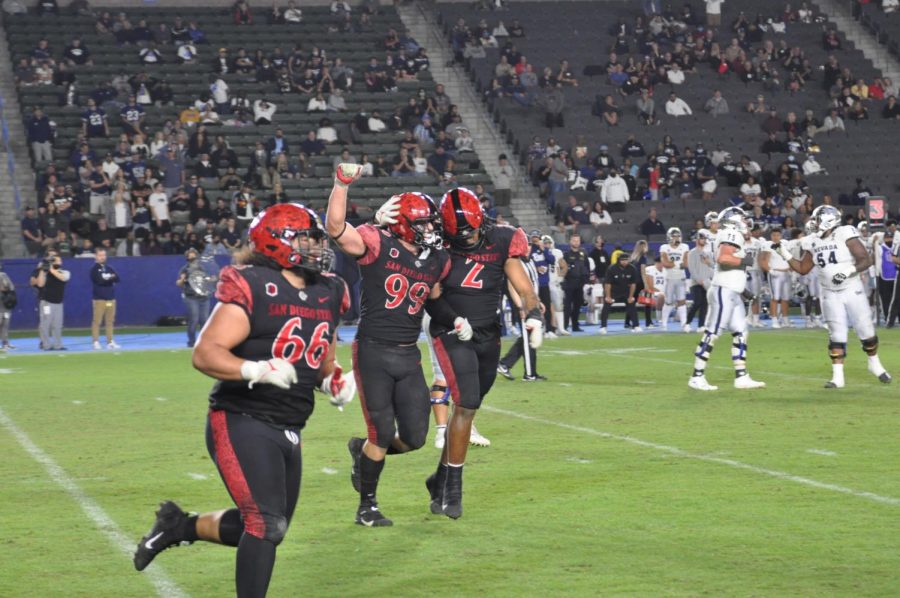 SDSUs+defense+shut+out+Boise+State+in+the+second+half%2C+recording+four+sacks%2C+and+three+total+interceptions+in+the+Aztecs+27-16+victory.+