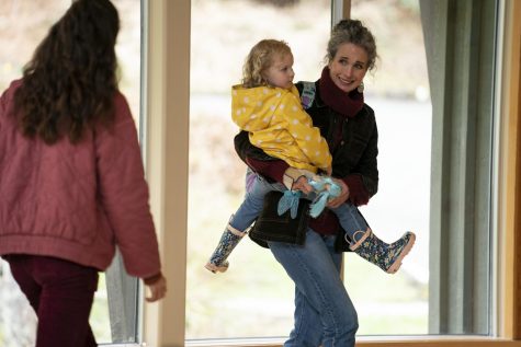“MAID” (L to R) Margaret Qualley as Alex, Rylea Nevaeh Whittet as Maddy, and Andie Macdowell as Paula in episode 110 of “MAID.”