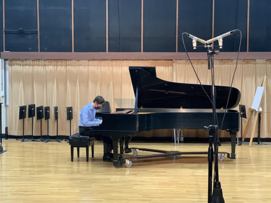 Third-year piano performance student Shawn Jerge performed for the piano departments first in-person recital since the start of the COVID-19 pandemic.