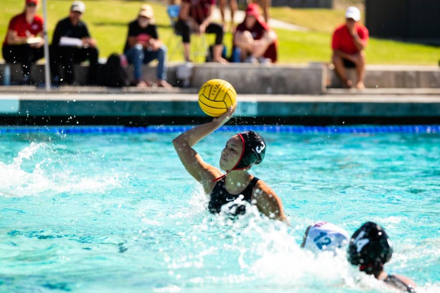 Defender Lucia Carballo looks to move the ball during SDSUs 14-8 loss to
