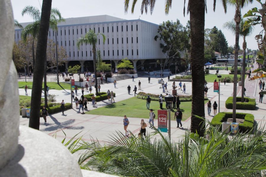 SDSU students walk to their classes on Sept. 22