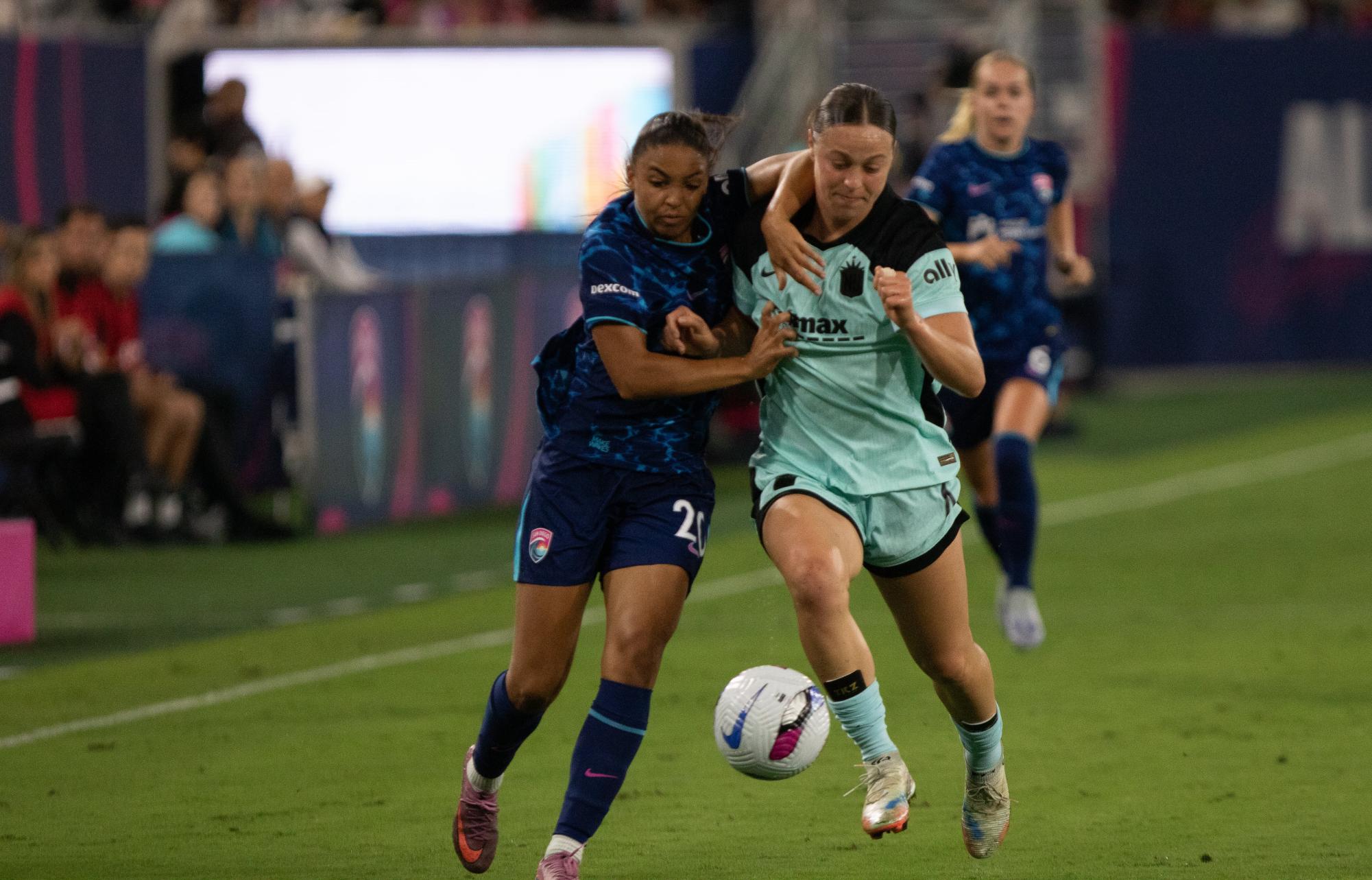 Forward Delphine Cascarino runs against her opponent down the field to try and gain possession of the ball during their 2-0 loss against Gotham FC on Sept. 12th, 2025 at Snapdragon Stadium.     