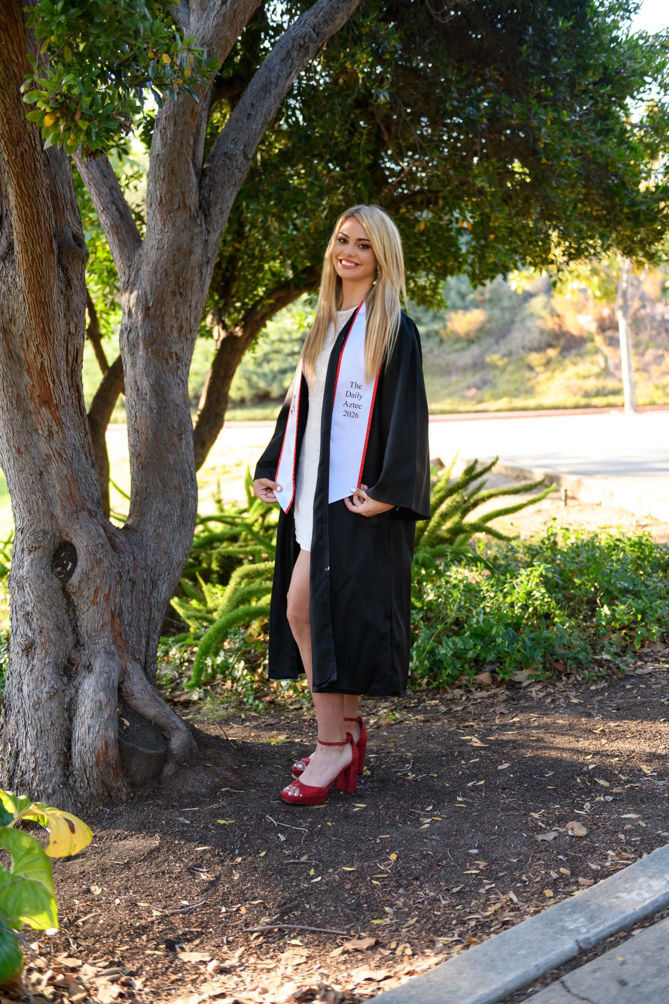 Lindsey Brintwood, Social Media Editor